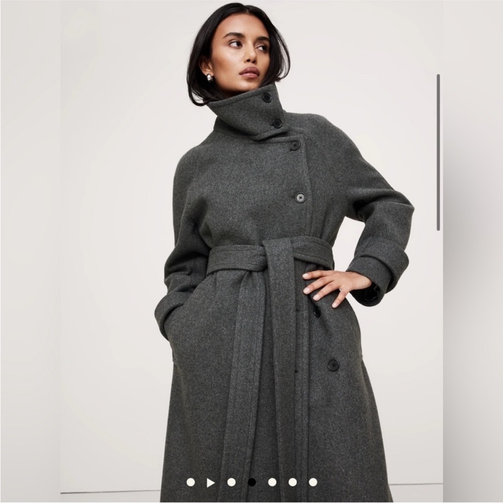 NWOT Banana Republic Gray Wool Coat, Size M